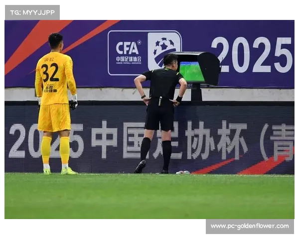 大连VS海牛比赛日高温36℃ 足协批准三次补水暂停保障球员健康 大连VS海牛比赛日高温36℃ 足协批准三次补水暂停保障球员健康